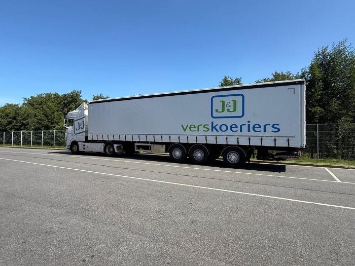 J&J Verskoeriers